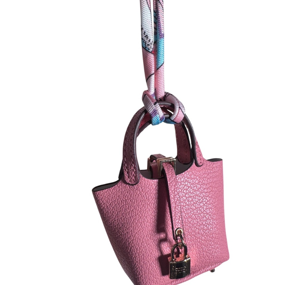 Mini Handbag Keychains - Picture 3 of 6